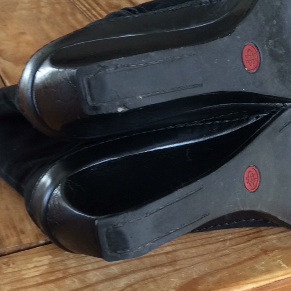 VTG Black Suede Wedge Boot Cole Haan 8.5 - Picture 5 of 7